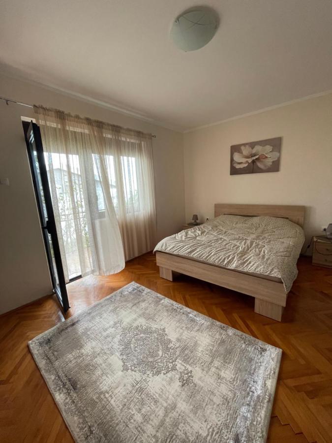 Apartments Radulovic ウルツィニ エクステリア 写真