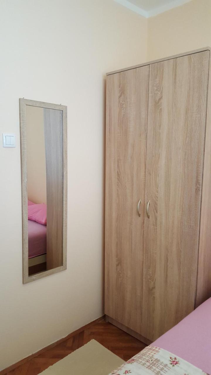 Apartments Radulovic ウルツィニ エクステリア 写真
